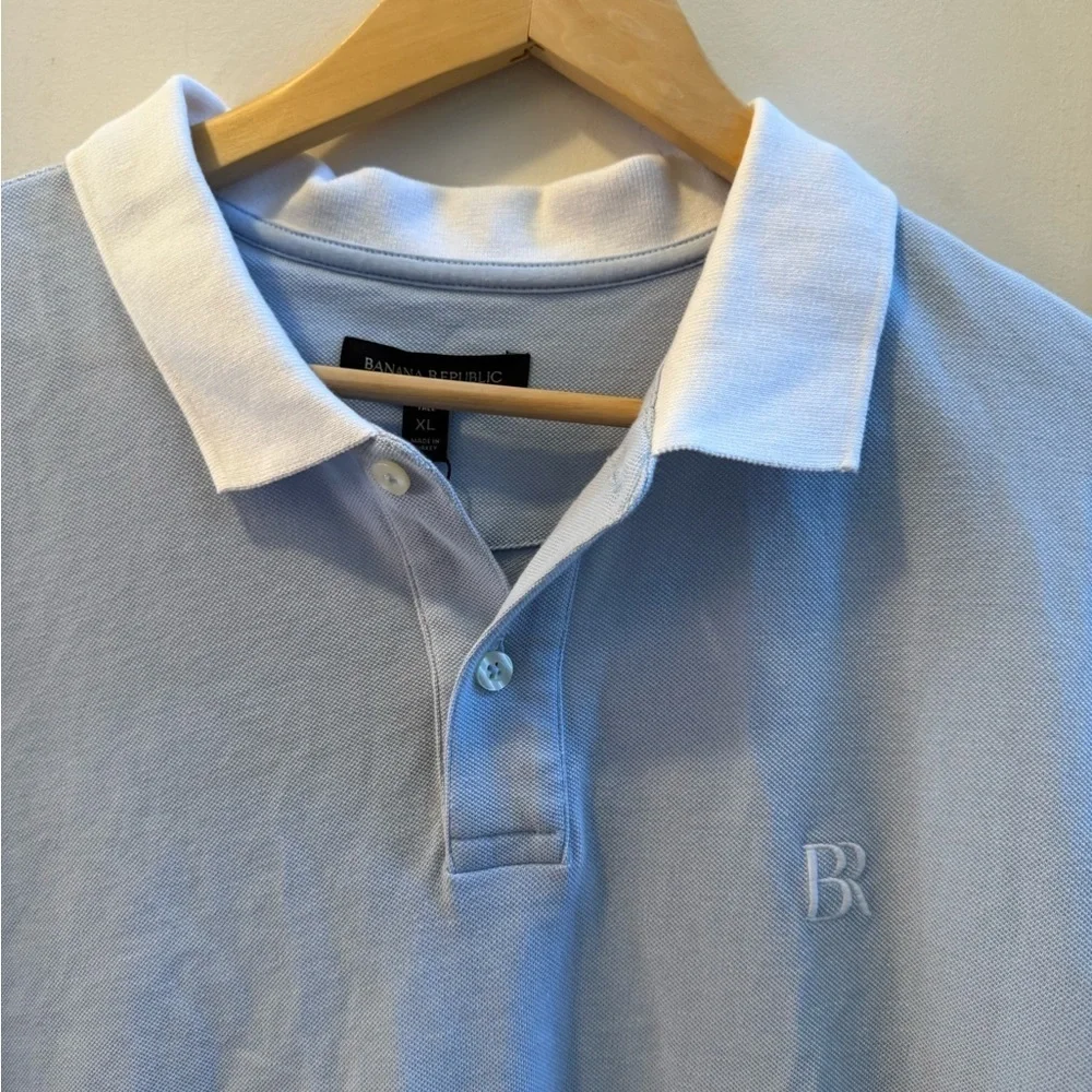 NWT Banana Republic Light Blue Pique Polo w/ White Collar - Size XLT